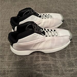 Used Kobe Bryant Adidas Crazy 1s Size 9.5